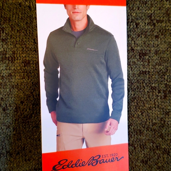 Eddie Bauer Convector Snap Mock - Picture 4 of 14
